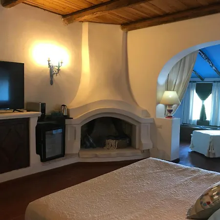Palmasera Charming Bed & Breakfast