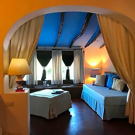Palmasera Charming 4*